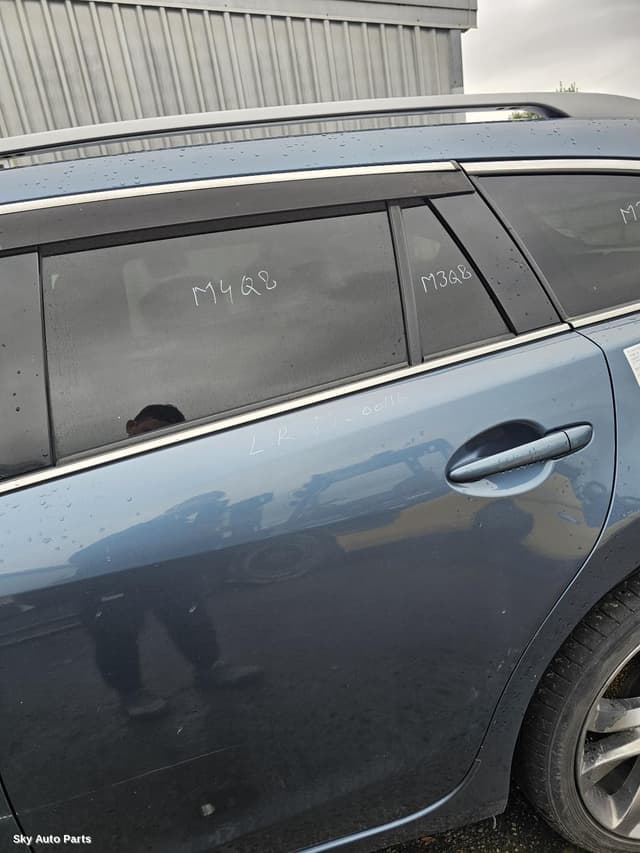 Left Rear Door/Sliding
