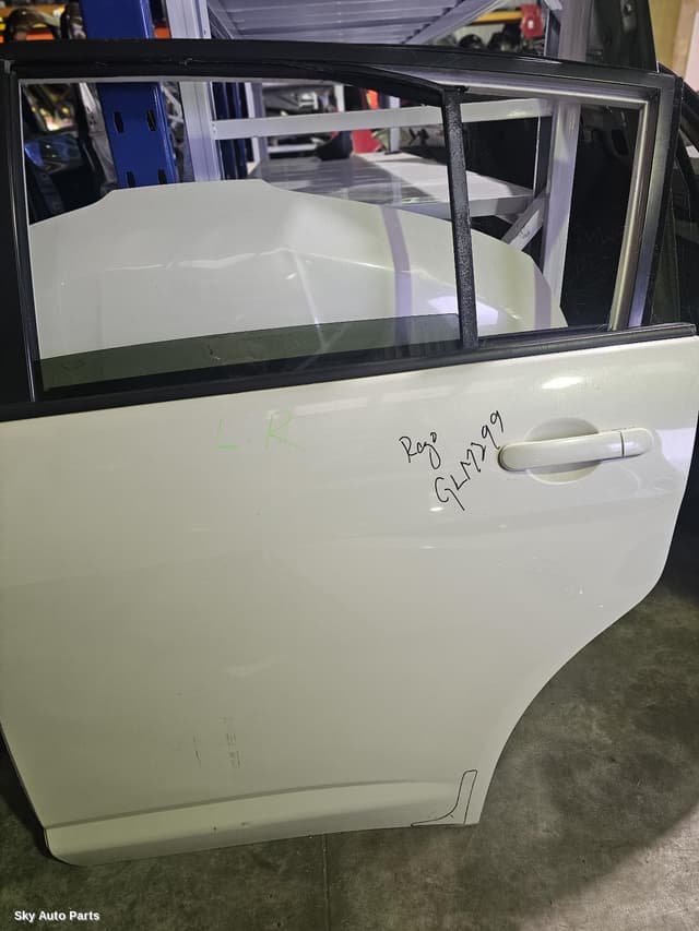 Left Rear Door/Sliding