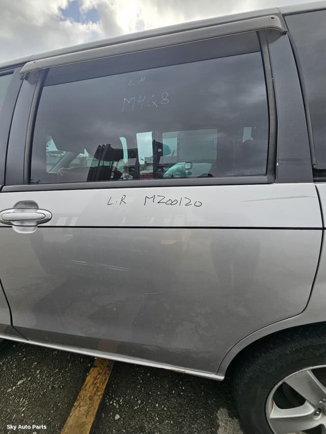 Left Rear Door/Sliding