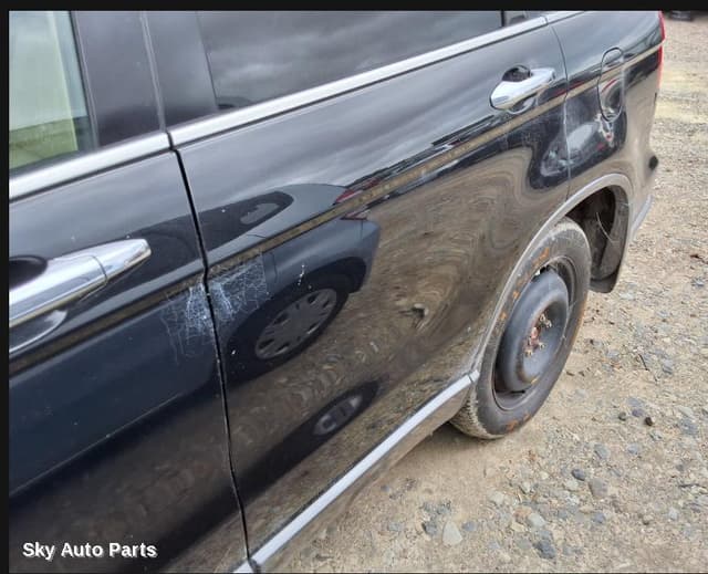 Left Rear Door/Sliding