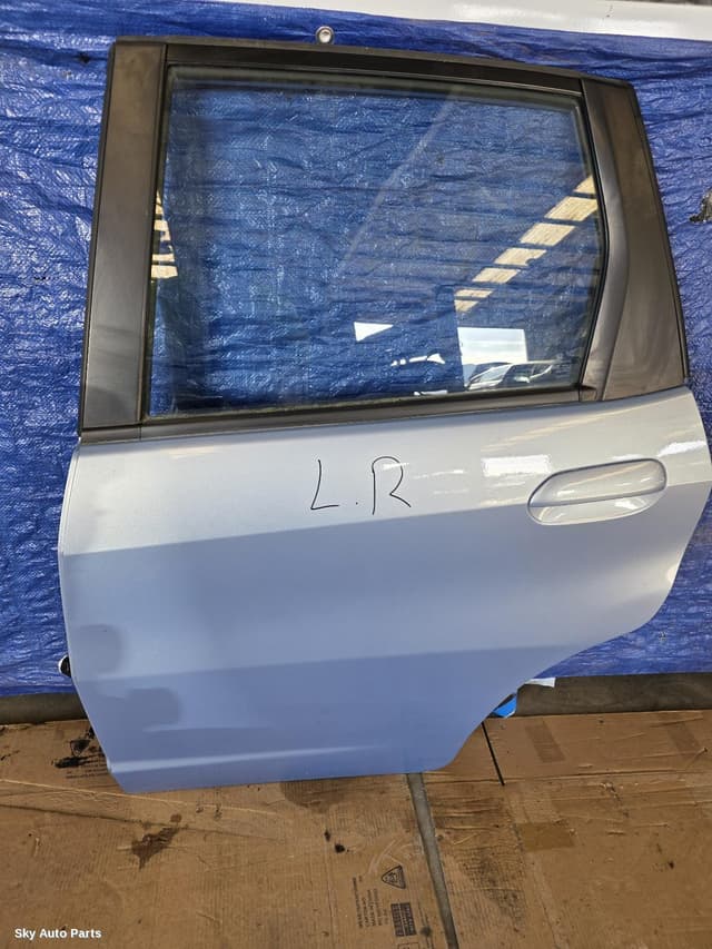Left Rear Door/Sliding
