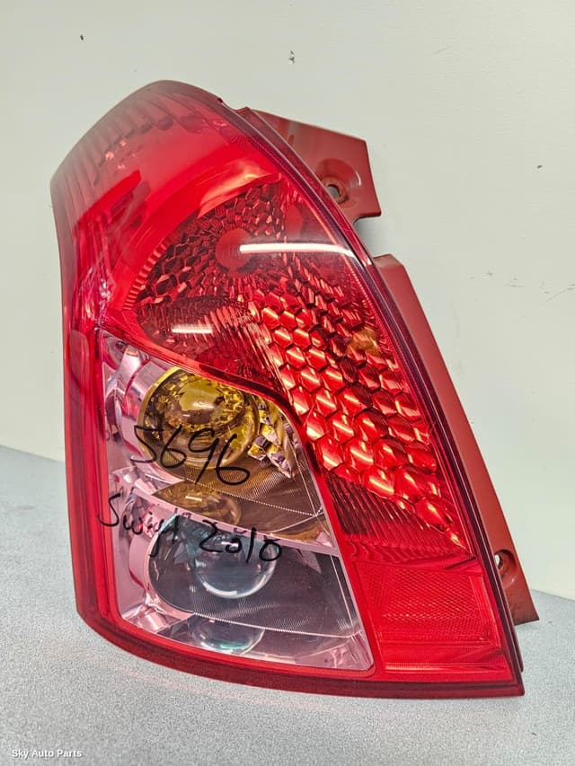 Left Taillight