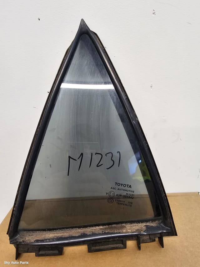 Left Rear 1/4 Door Glass