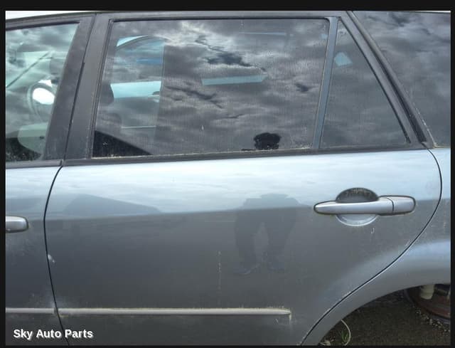 Left Rear Door/Sliding