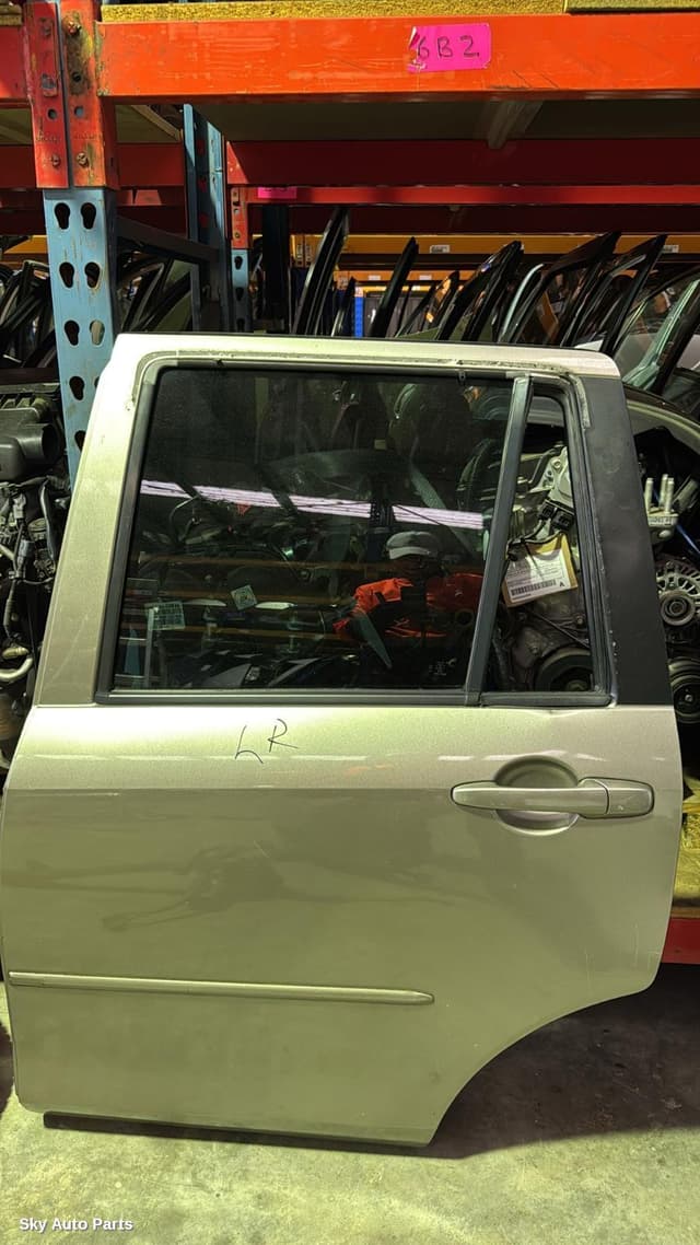 Left Rear Door/Sliding