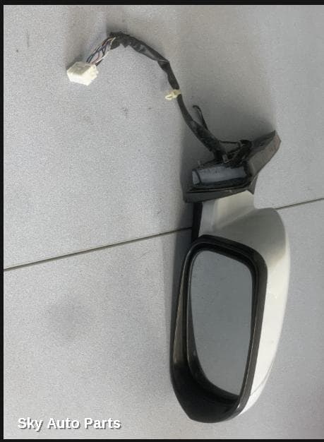 Right Door Mirror