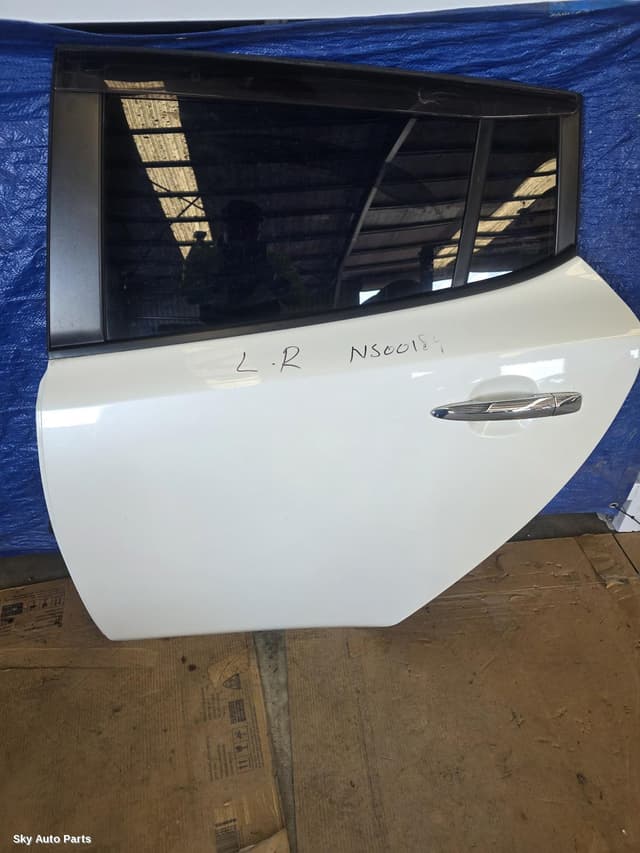 Left Rear Door/Sliding