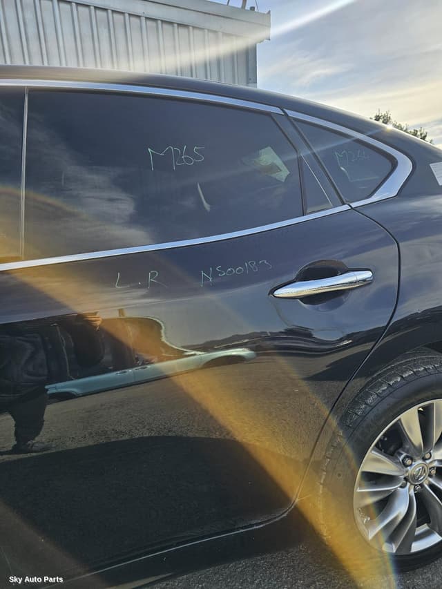 Left Rear Door/Sliding