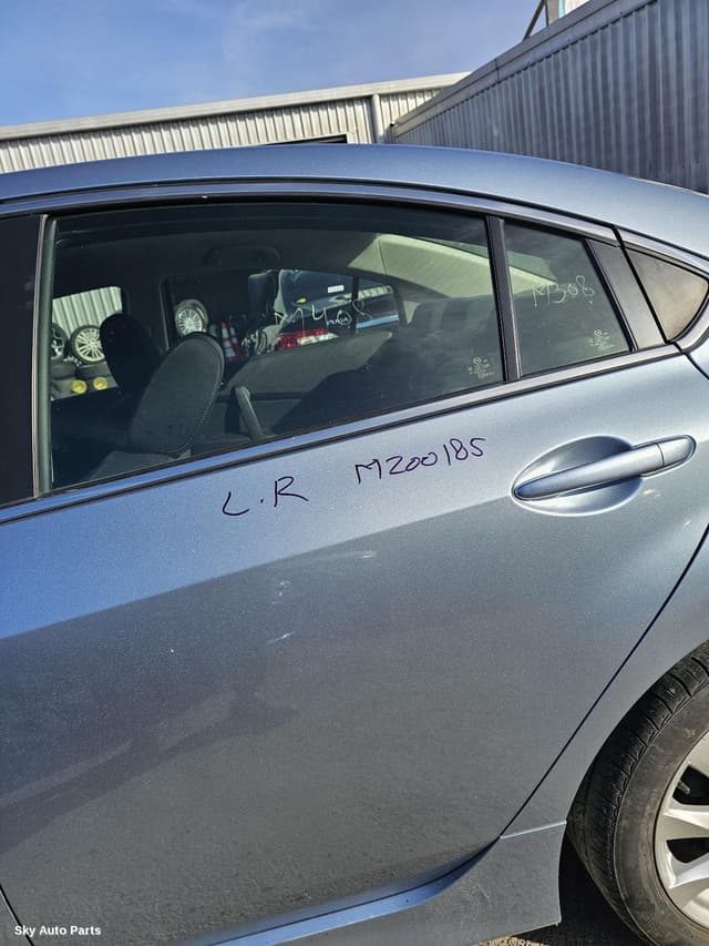Left Rear Door/Sliding