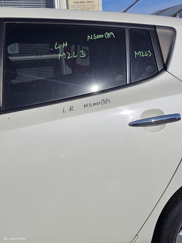 Left Rear Door/Sliding
