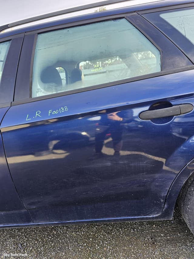 Left Rear Door/Sliding