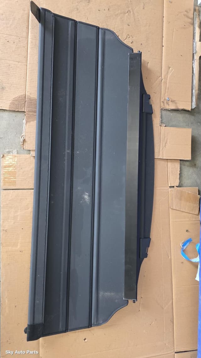 PARCEL_SHELF_CARGO_BLIND