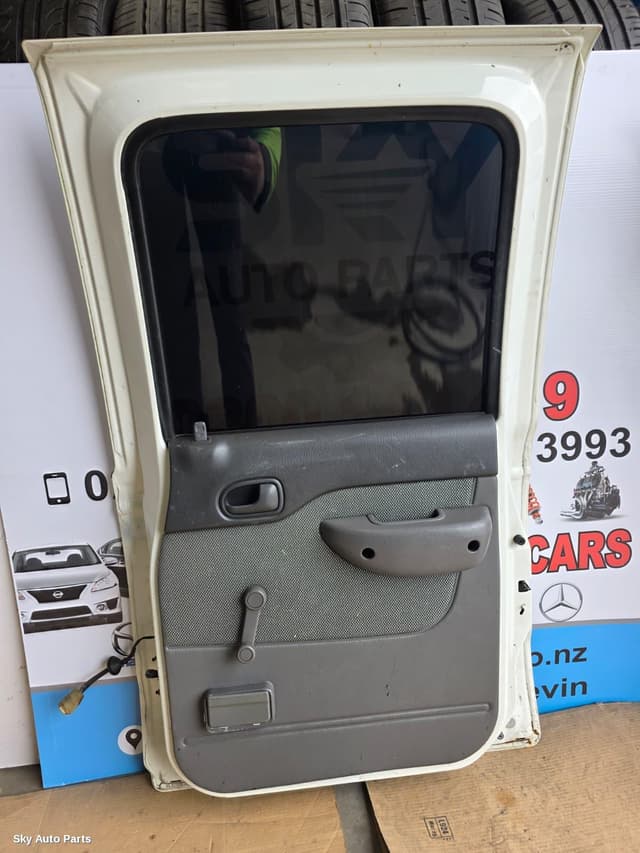 RIGHT_REAR_DOOR_SLIDING