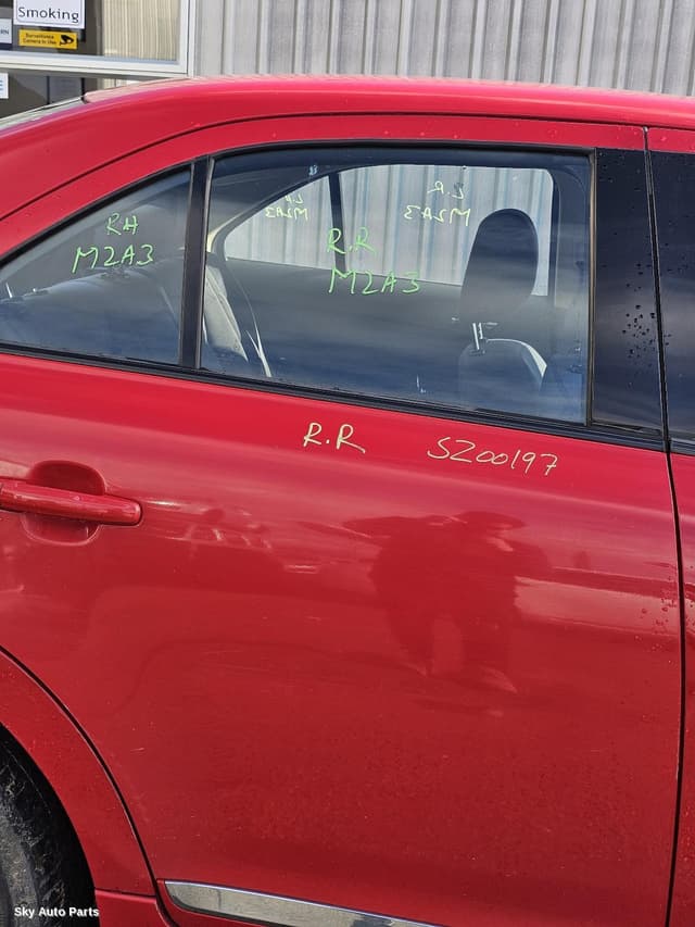 RIGHT_REAR_DOOR_SLIDING