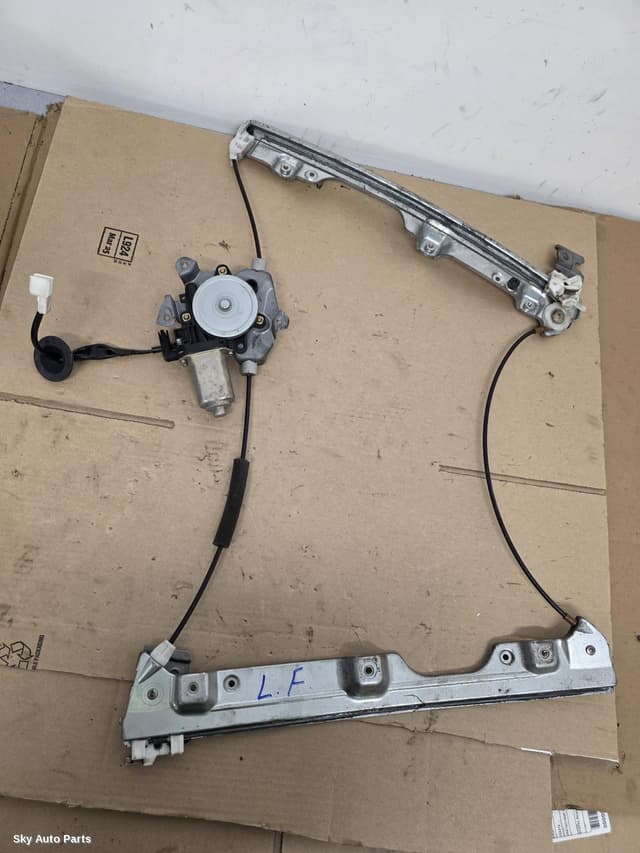 Left Front Window Reg/Motor