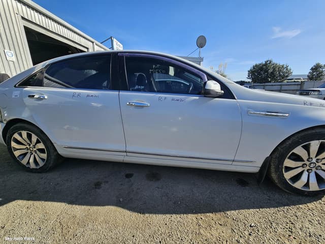 RIGHT_REAR_DOOR_SLIDING