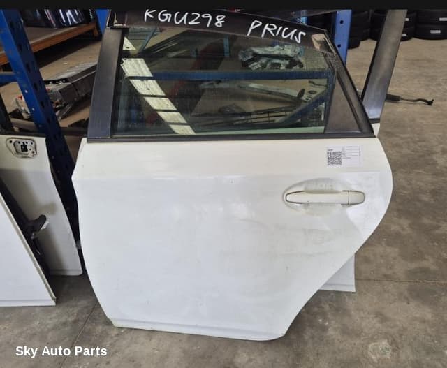 Left Rear Door/Sliding