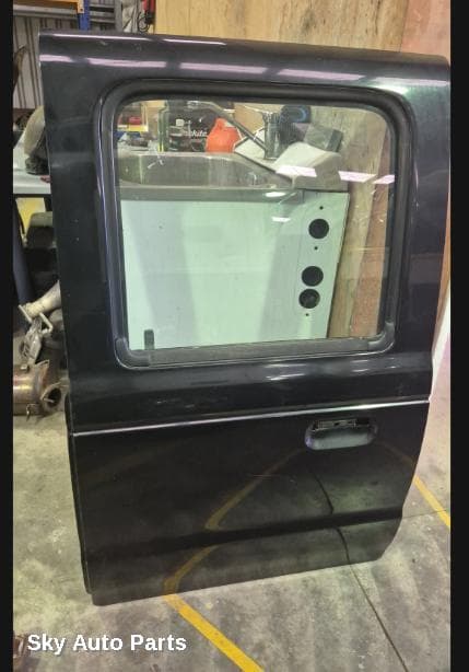 Left Rear Door/Sliding
