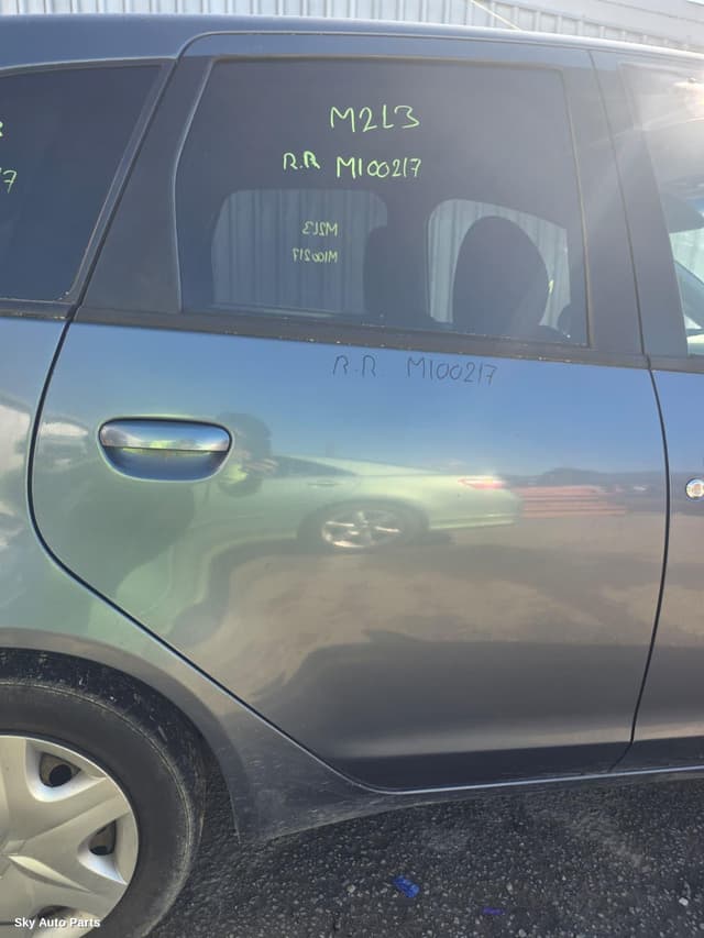 RIGHT_REAR_DOOR_SLIDING
