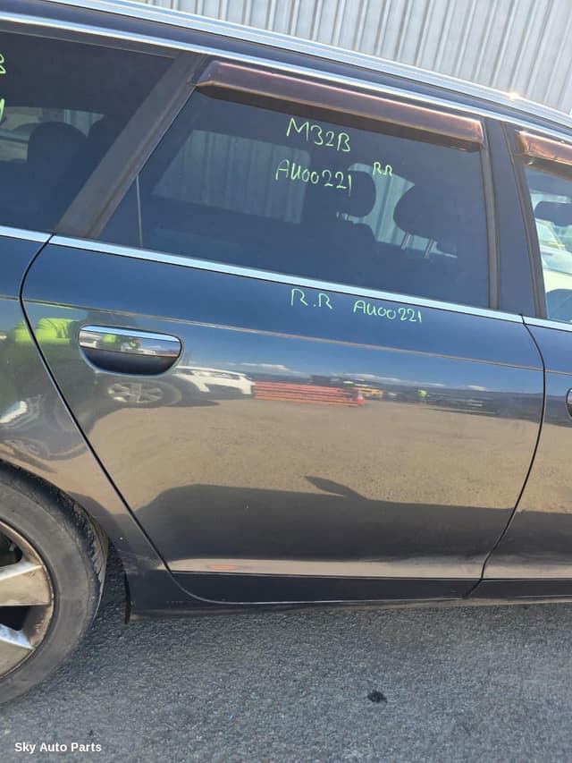RIGHT_REAR_DOOR_SLIDING