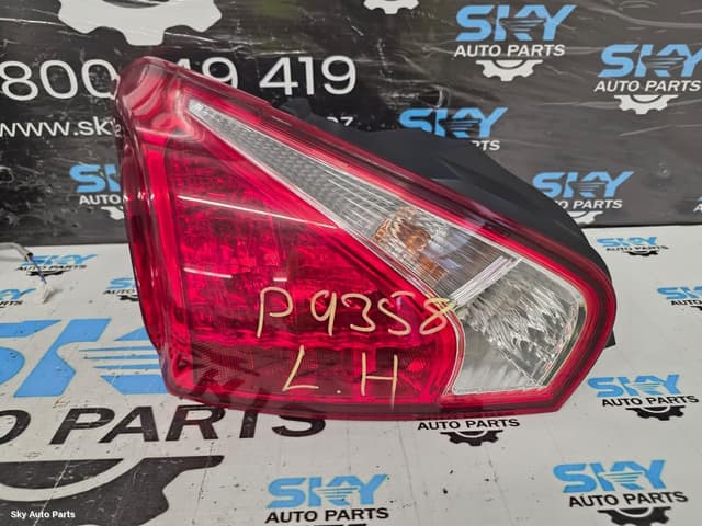 Left Taillight
