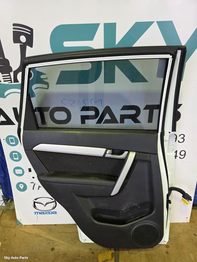 Left Rear Door/Sliding