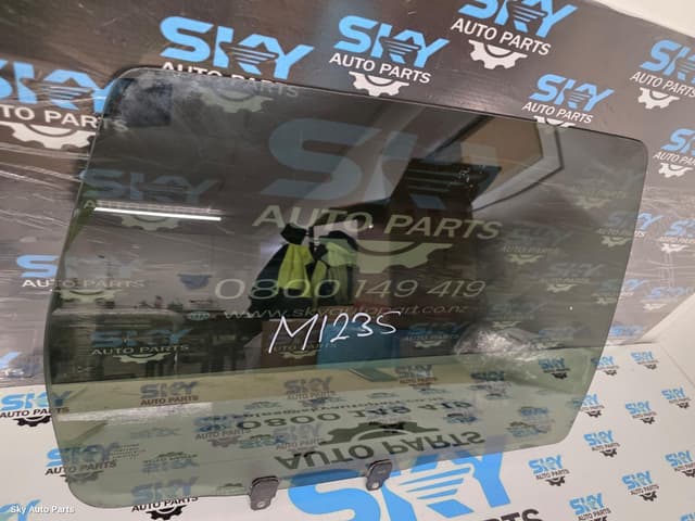 Right Rear Door Window