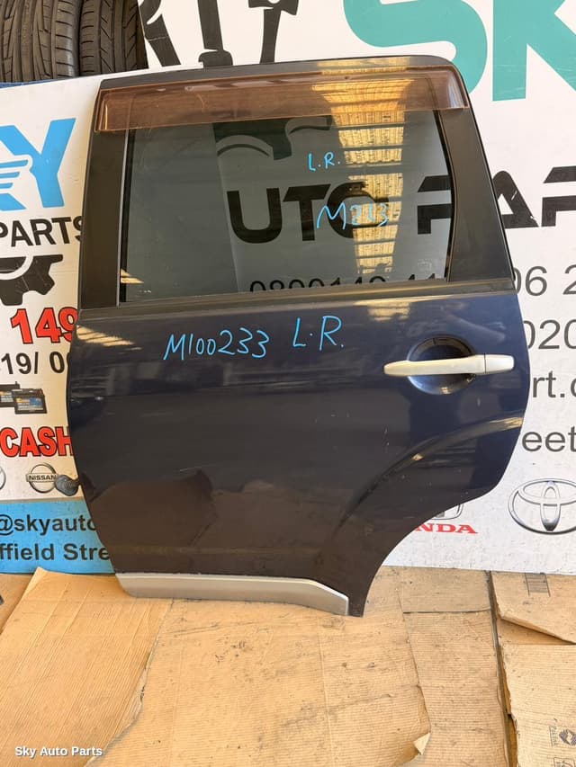 Left Rear Door/Sliding