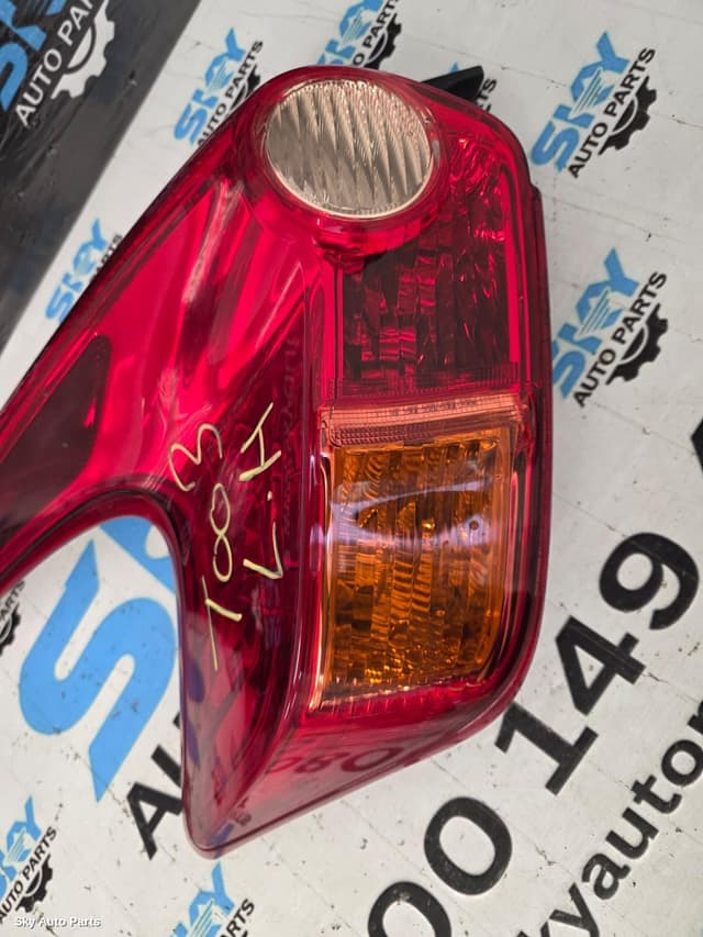 Left Taillight