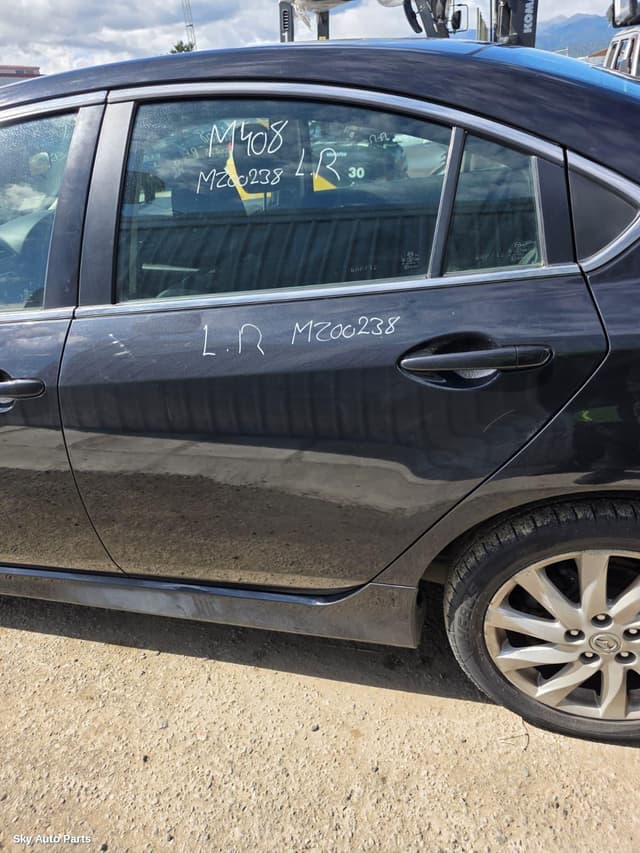 Left Rear Door/Sliding