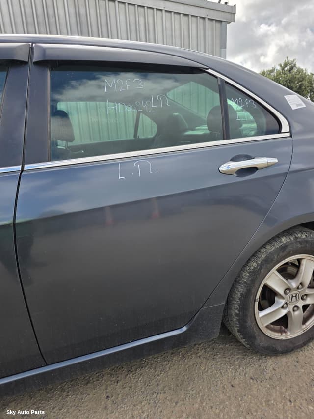 Left Rear Door/Sliding